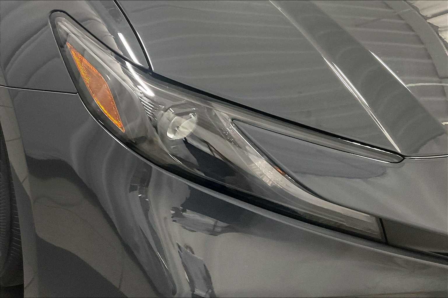 2025 Toyota Camry LE - Photo 32