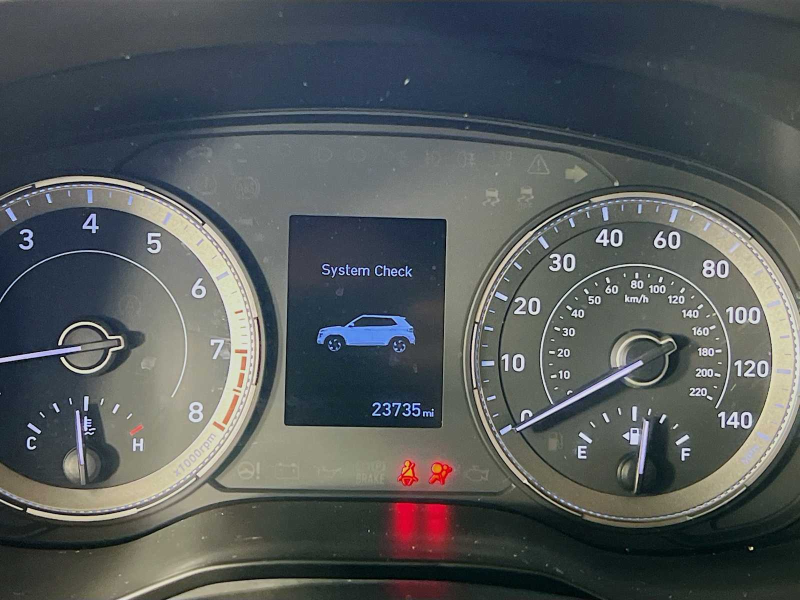 2022 Hyundai Venue Limited - Photo 12