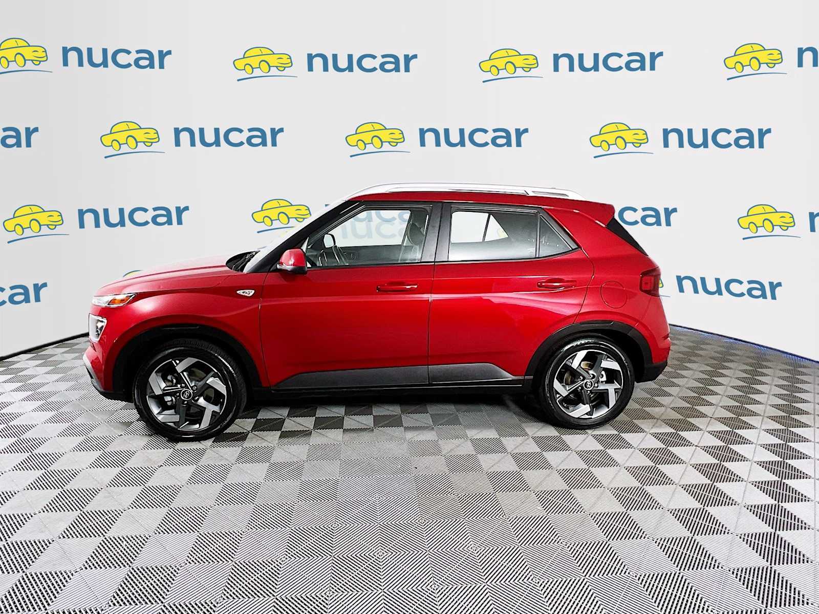 2022 Hyundai Venue Limited - Photo 4