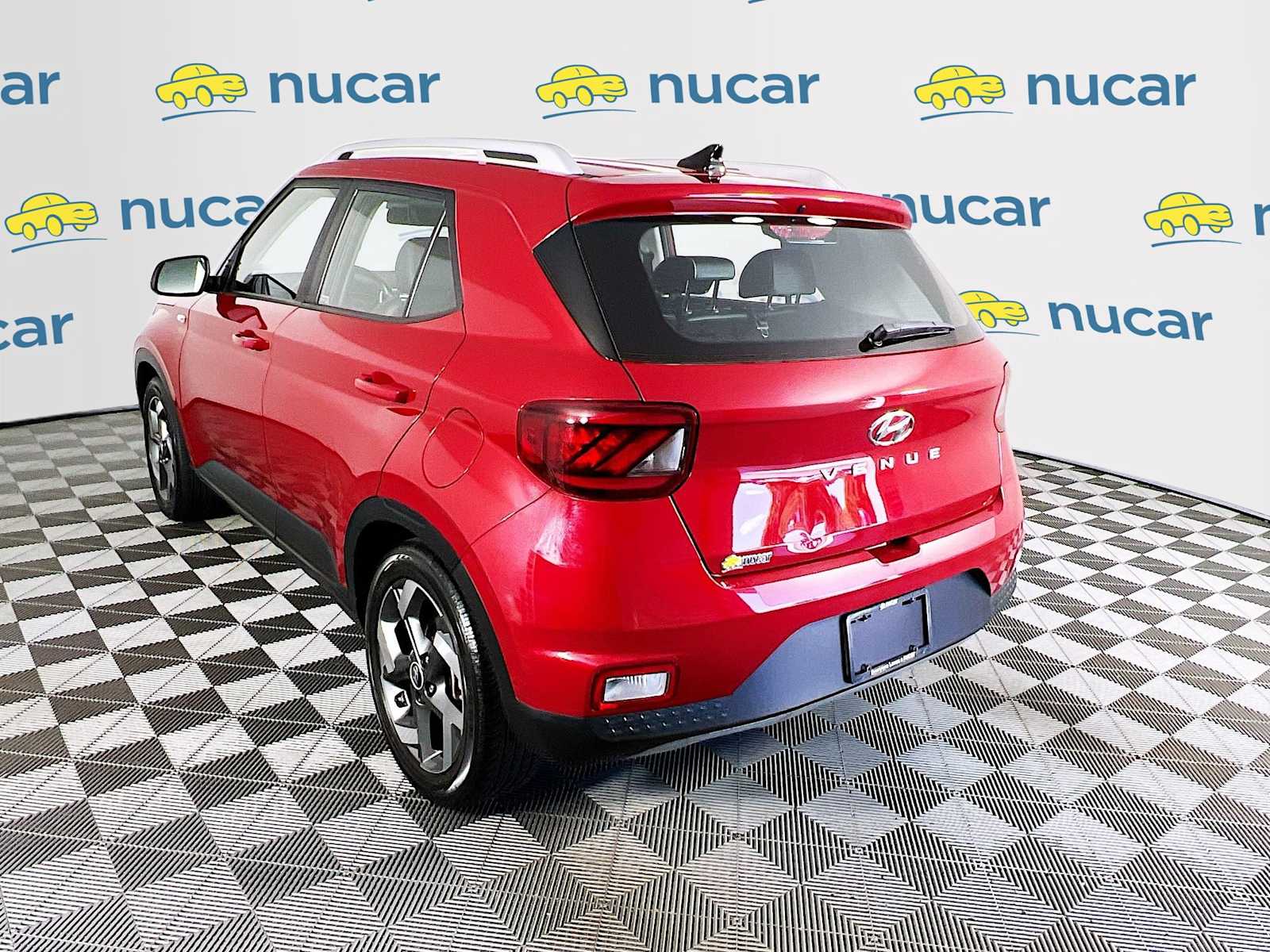 2022 Hyundai Venue Limited - Photo 5