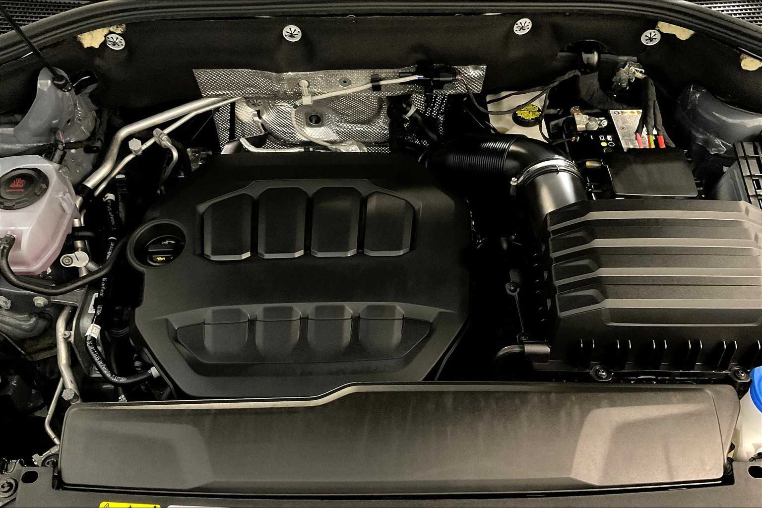 2024 Volkswagen Atlas 2.0T Peak Edition SE w/Technology - Photo 35