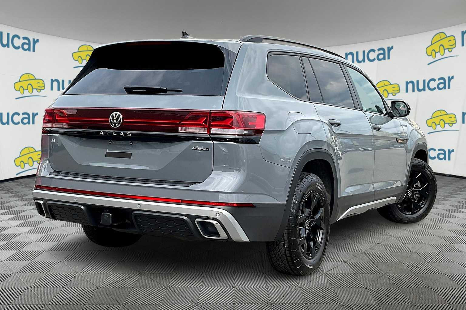 2024 Volkswagen Atlas 2.0T Peak Edition SE w/Technology - Photo 6