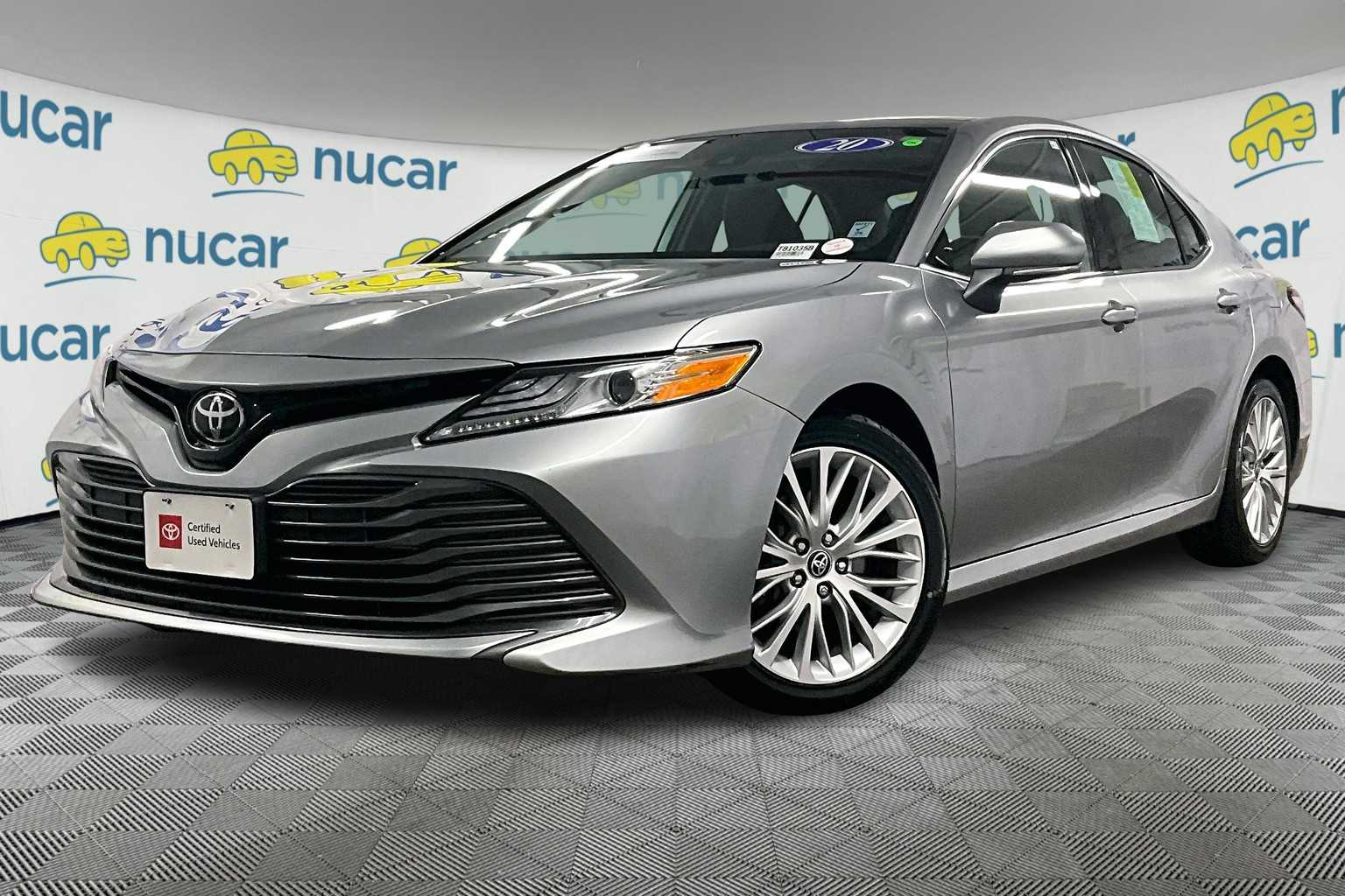 2020 Toyota Camry XLE - Photo 3