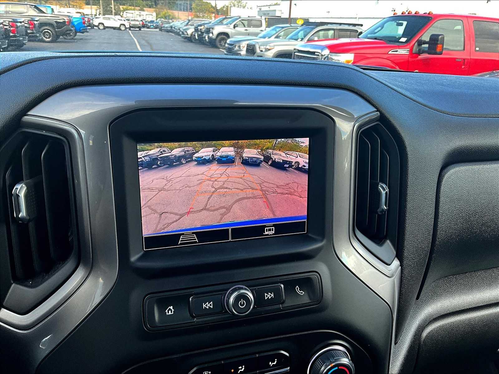 2022 Chevrolet Silverado 1500 Custom - Photo 18