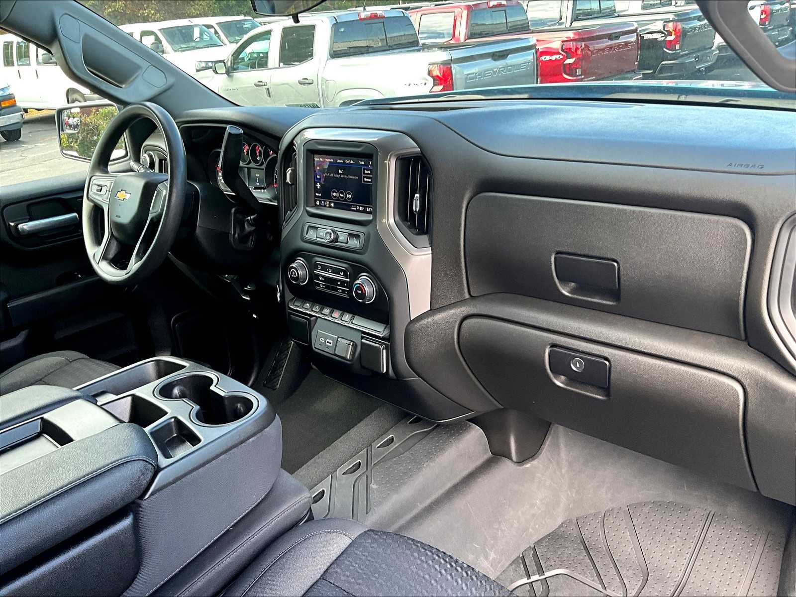2022 Chevrolet Silverado 1500 Custom - Photo 21