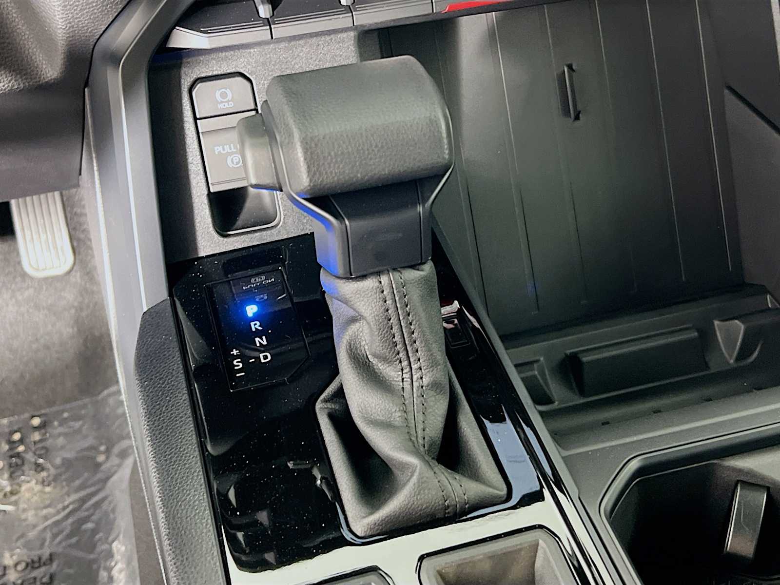 2025 Toyota Tundra SR - Photo 11