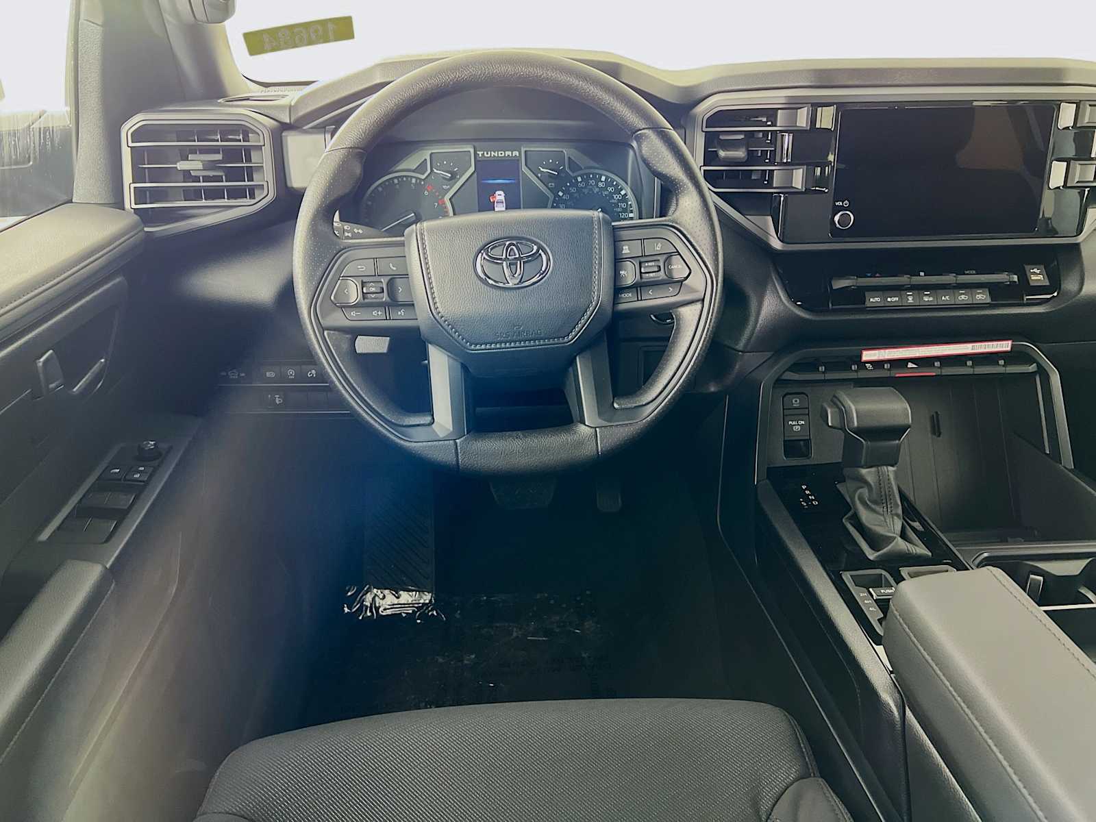 2025 Toyota Tundra SR - Photo 14