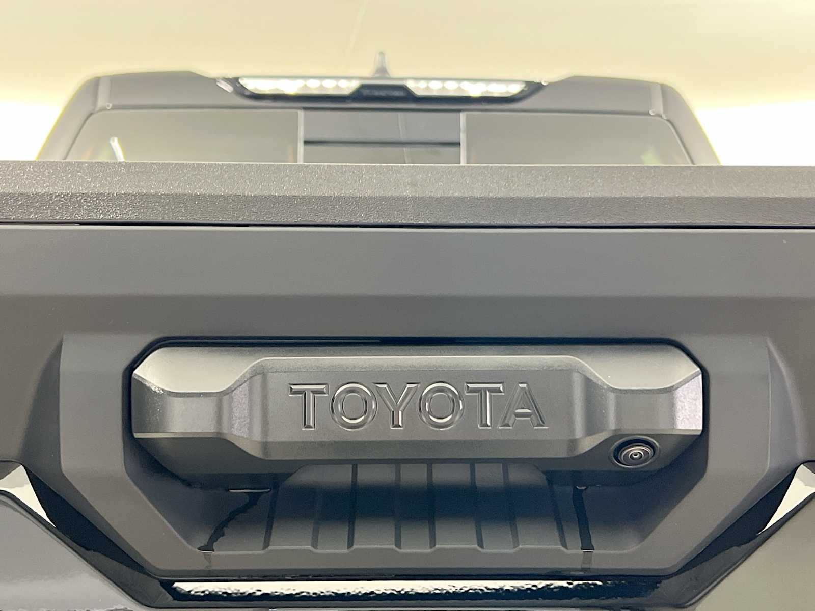 2025 Toyota Tundra SR - Photo 17