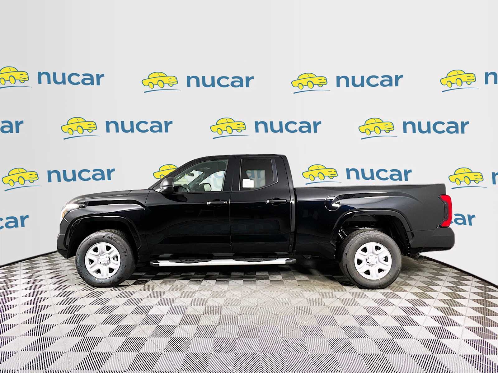 2025 Toyota Tundra SR - Photo 3