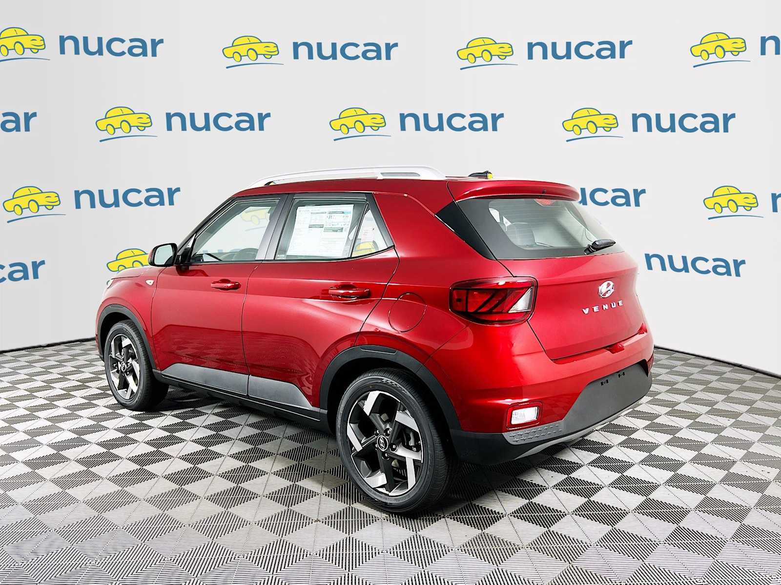 2025 Hyundai Venue Limited - Photo 4