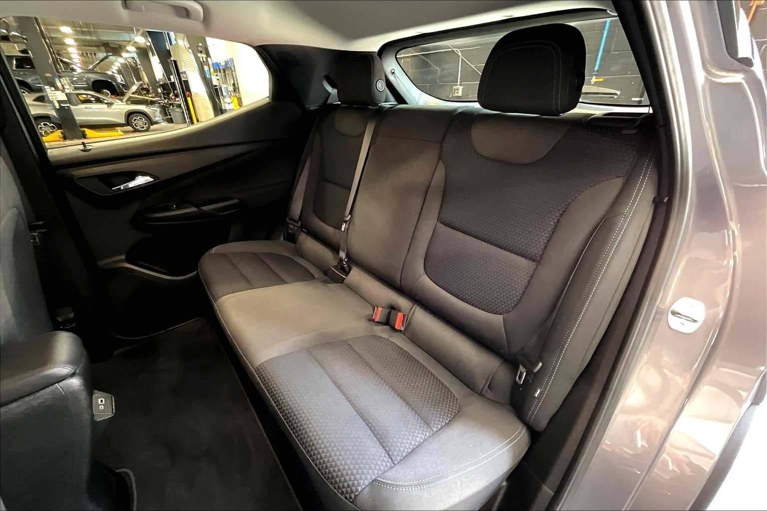 2023 Chevrolet Bolt EUV LT - Photo 15