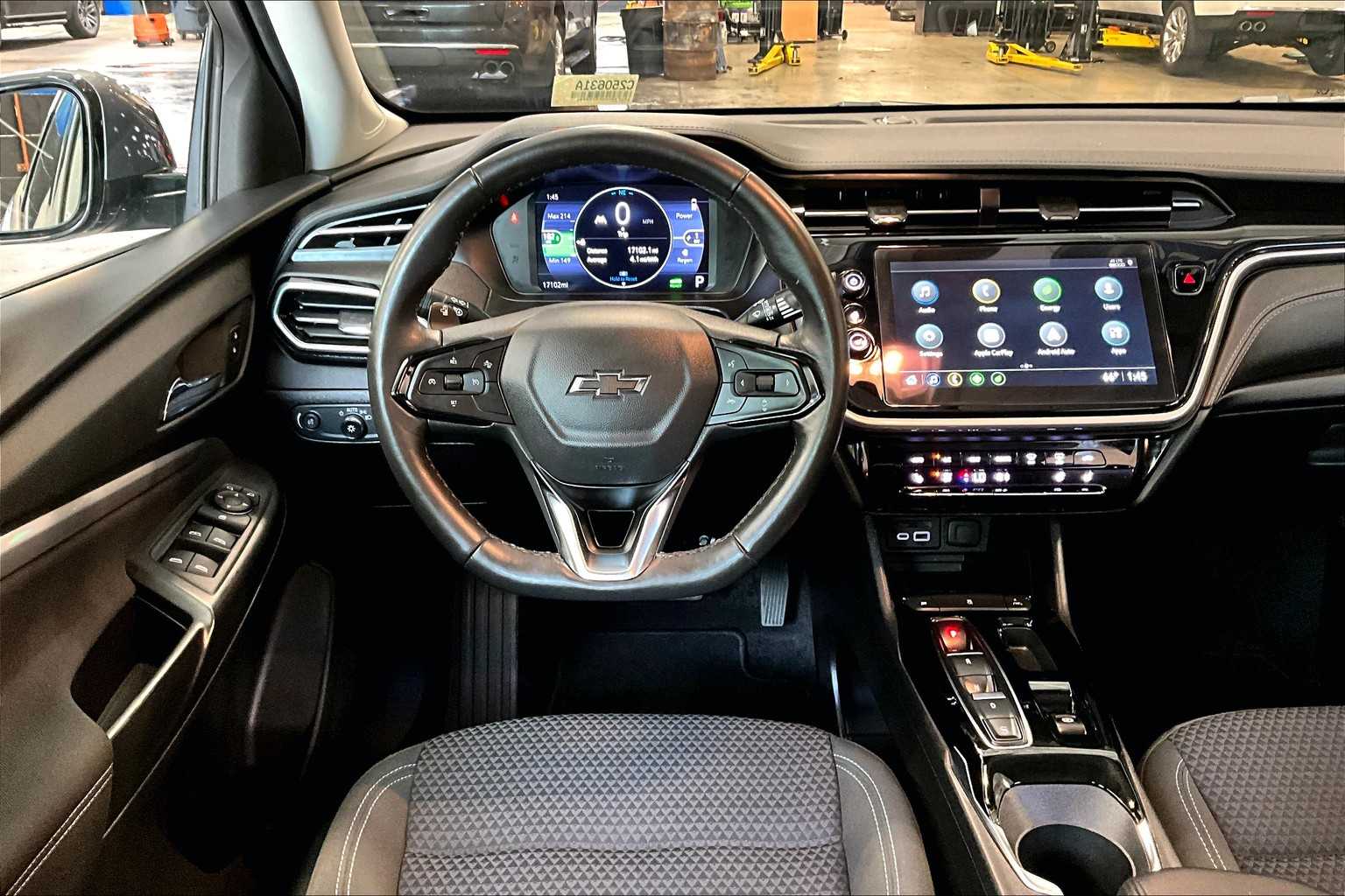 2023 Chevrolet Bolt EUV LT - Photo 17