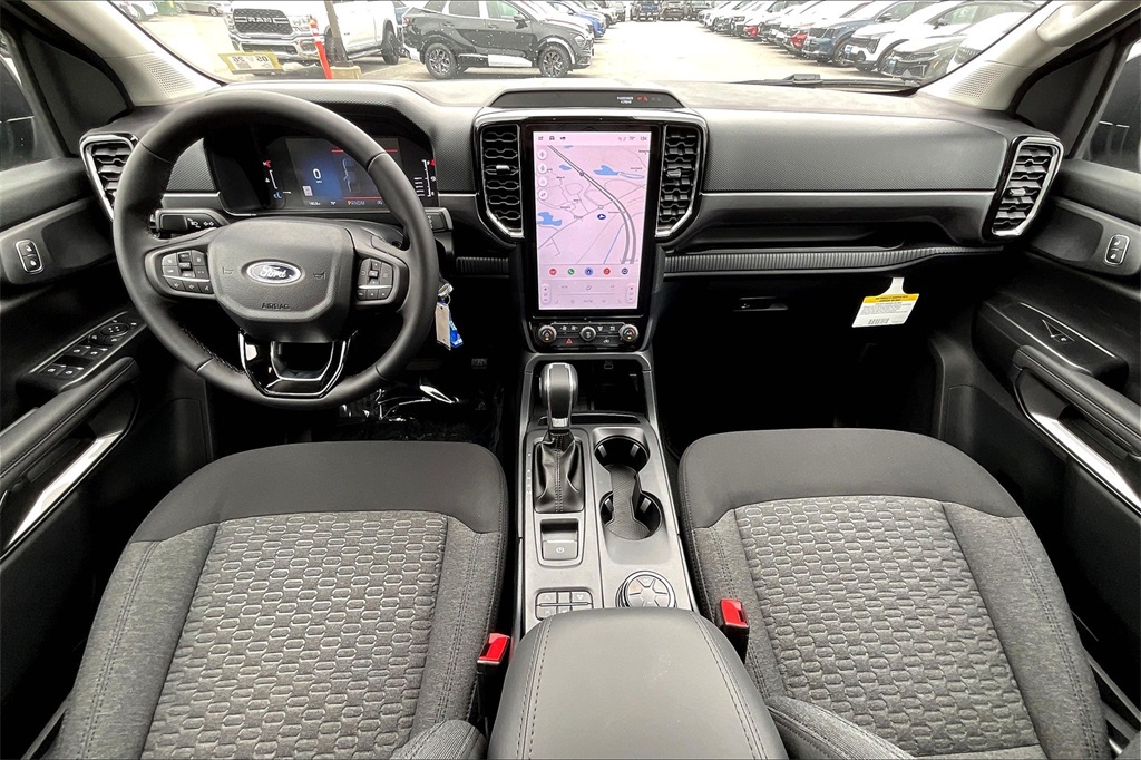 2025 Ford Ranger XLT - Photo 12
