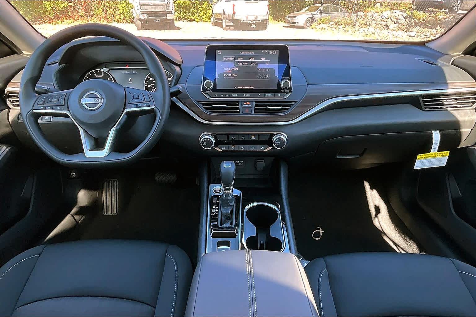 2024 Nissan Altima 2.5 SV - Photo 11