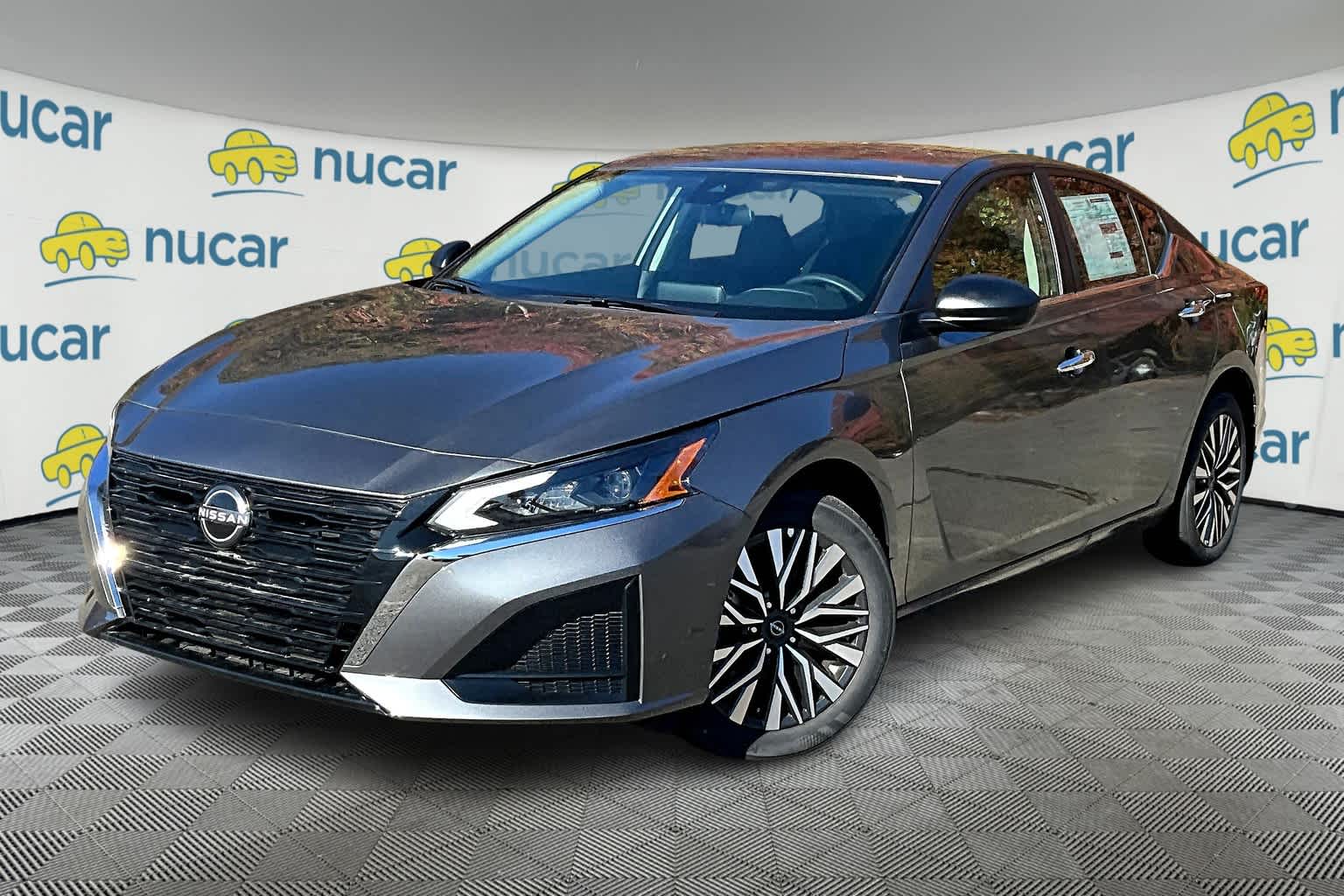 2024 Nissan Altima 2.5 SV - Photo 3