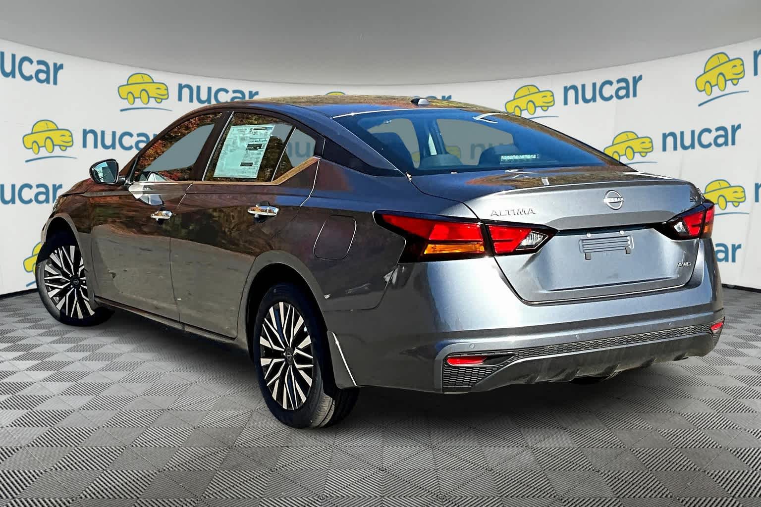 2024 Nissan Altima 2.5 SV - Photo 4