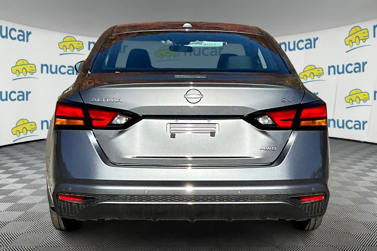 2024 Nissan Altima 2.5 SV - Photo 5