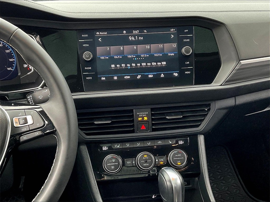 2021 Volkswagen Jetta SEL - Photo 17