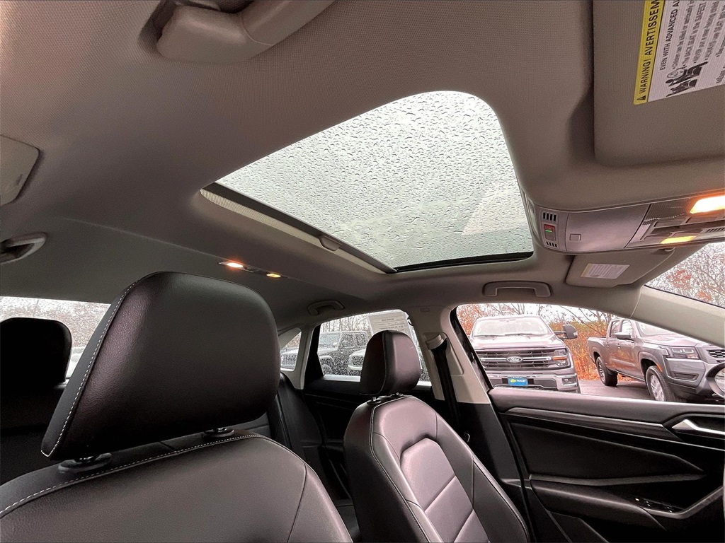 2021 Volkswagen Jetta SEL - Photo 21