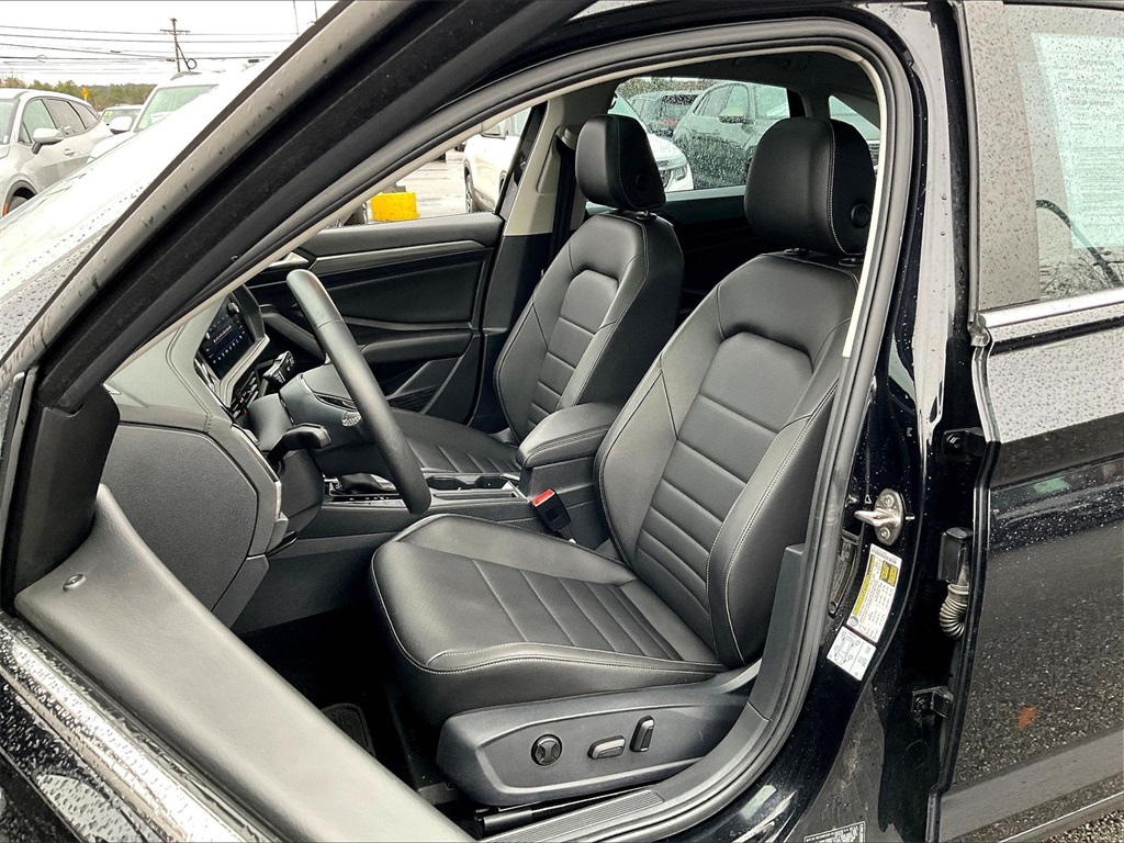 2021 Volkswagen Jetta SEL - Photo 9