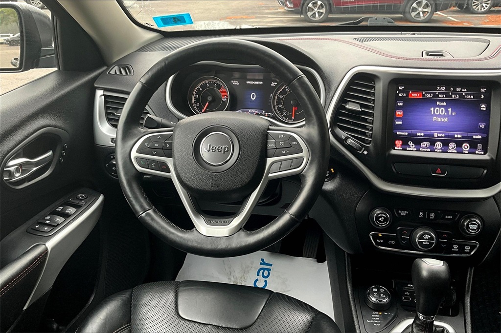 2017 Jeep Cherokee Trailhawk - Photo 17