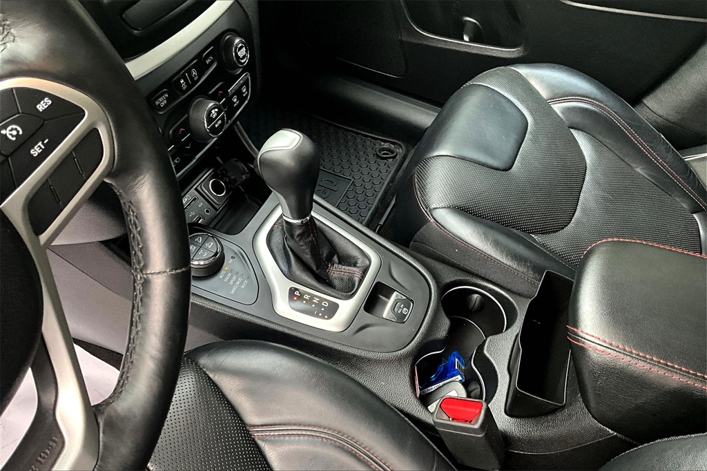 2017 Jeep Cherokee Trailhawk - Photo 20