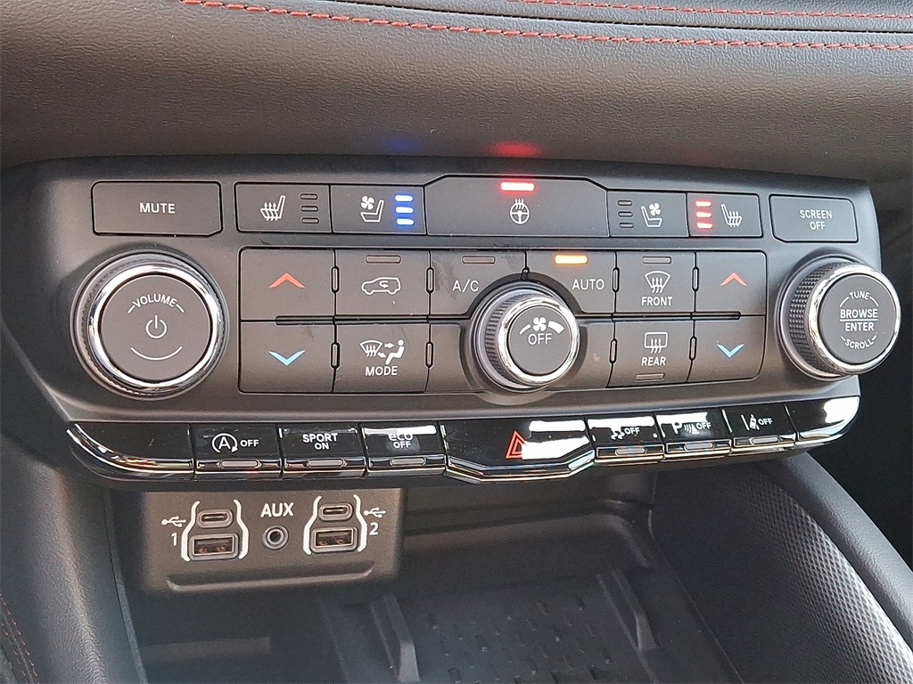 2025 Dodge Durango GT Plus - Photo 13