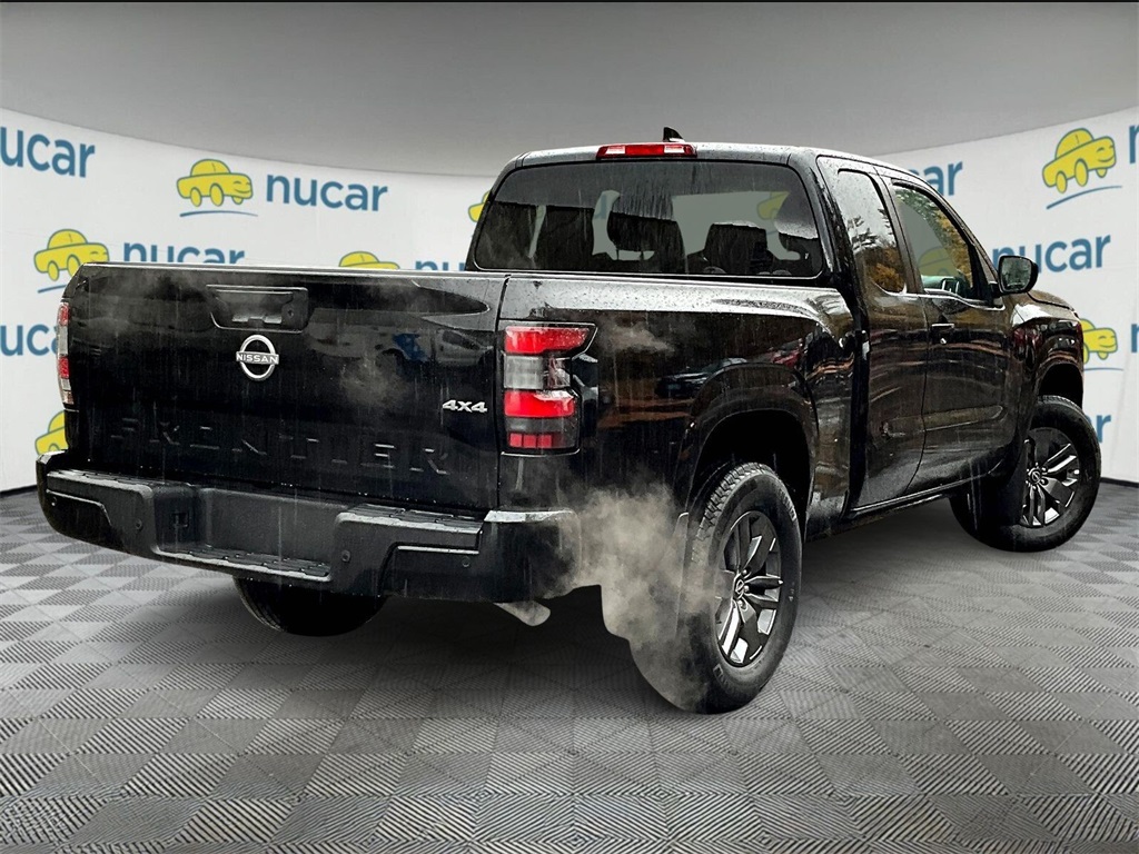 2025 Nissan Frontier SV - Photo 6