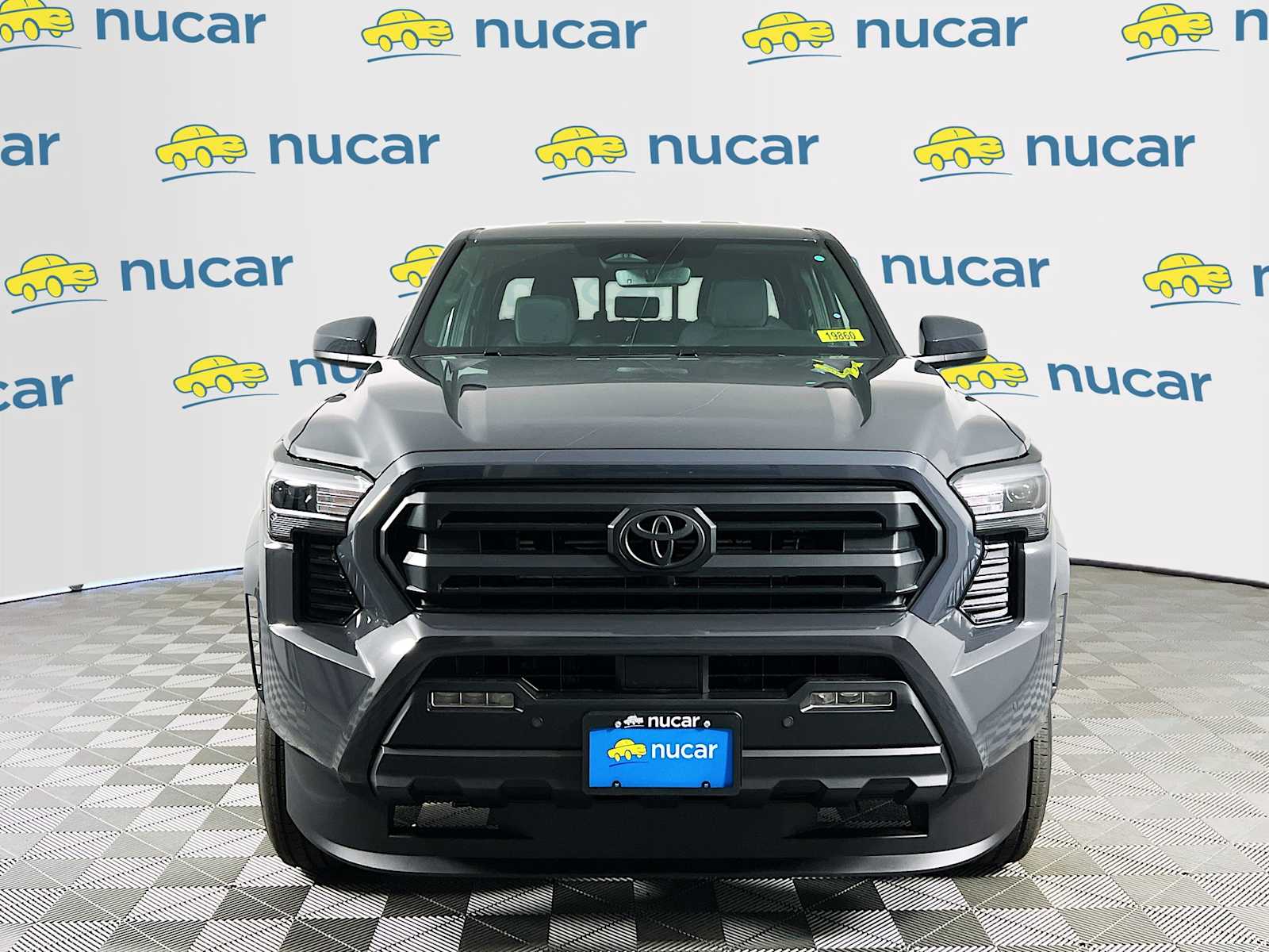 2025 Toyota Tacoma SR5 - Photo 2