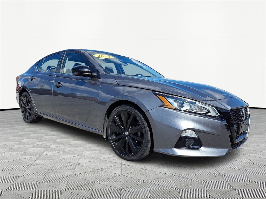 2022 Nissan Altima 2.5 SR