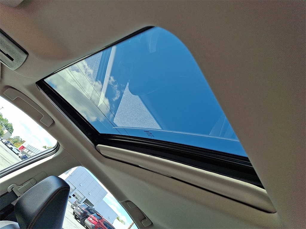 2022 Nissan Altima 2.5 SR - Photo 15