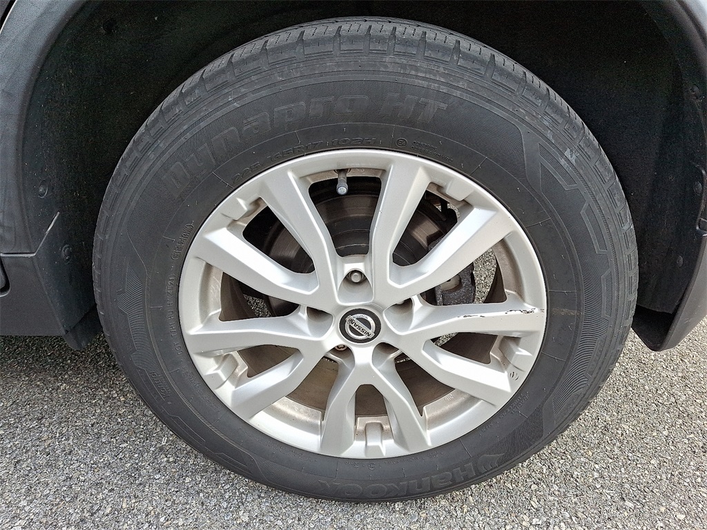 2018 Nissan Rogue SV - Photo 7