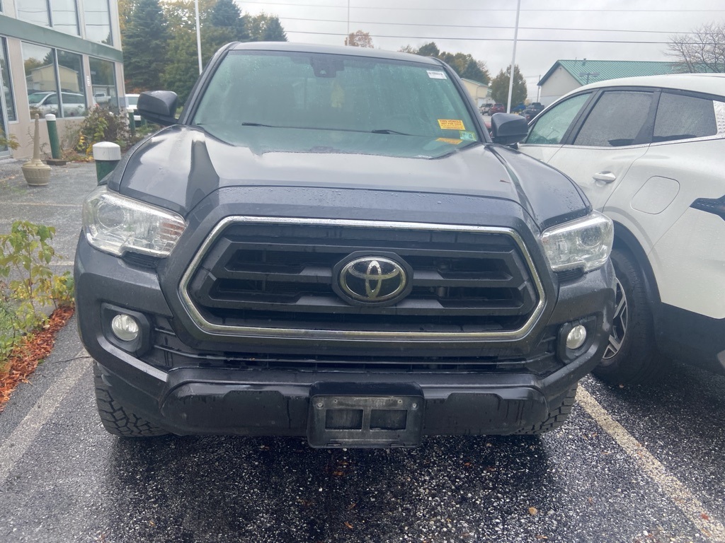 2021 Toyota Tacoma SR5 - Photo 2