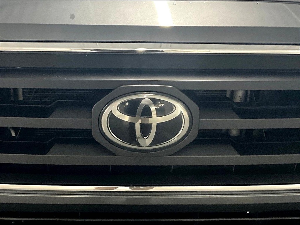 2021 Toyota Tacoma SR5 - Photo 31