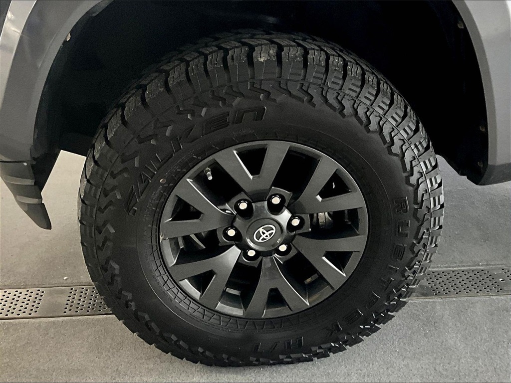 2021 Toyota Tacoma SR5 - Photo 7