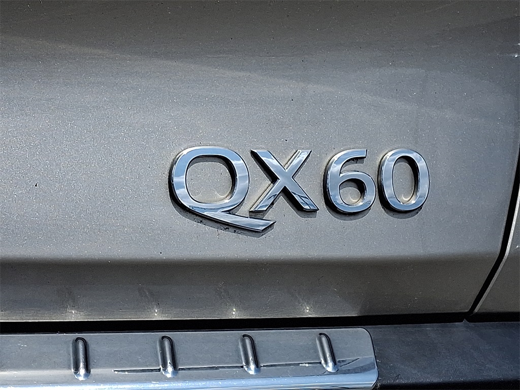 2023 INFINITI QX60 LUXE - Photo 10