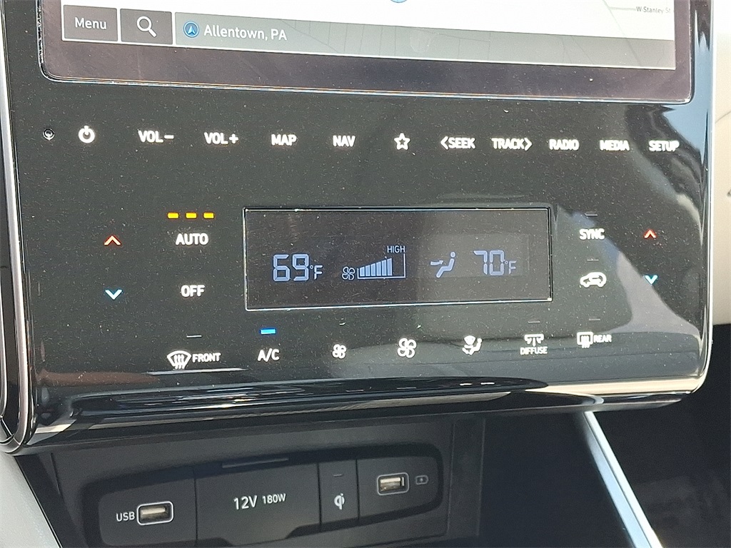2024 Hyundai Tucson Limited - Photo 16