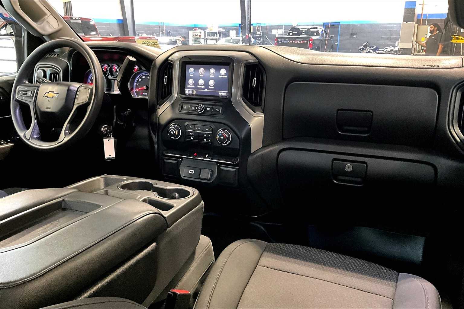 2020 Chevrolet Silverado 1500 Custom - Photo 14