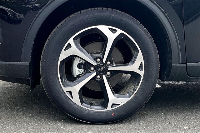2025 Ford Escape ST-Line Select - Photo 13