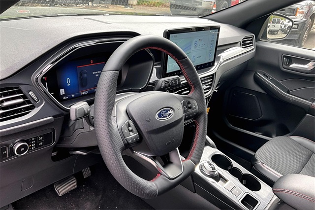 2025 Ford Escape ST-Line Select - Photo 7