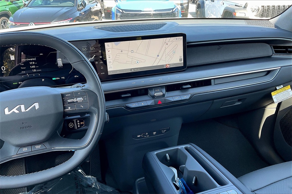 2026 Kia EV9 Wind - Photo 13