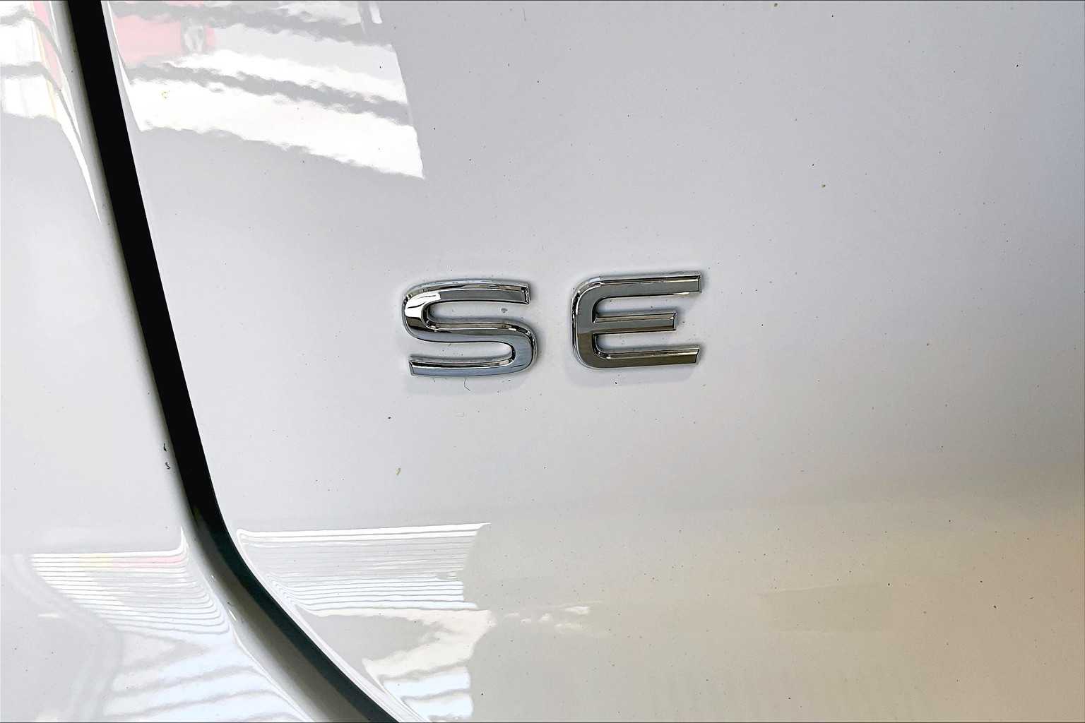 2024 Volkswagen Atlas Cross Sport 2.0T SE - Photo 30