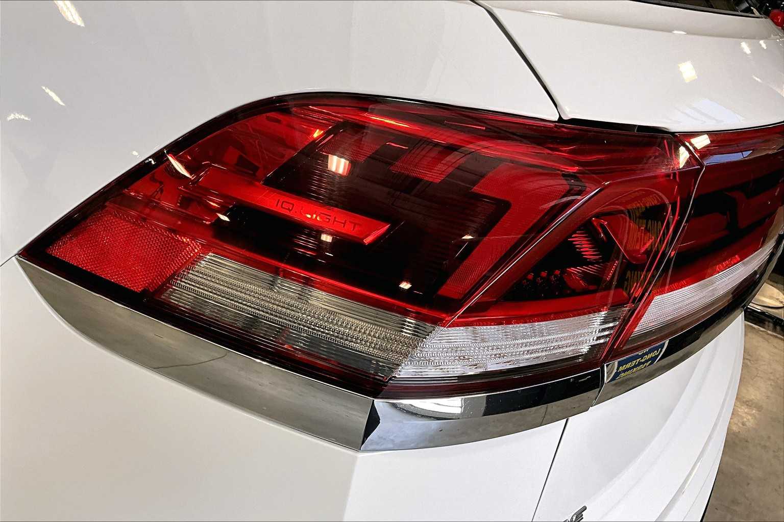 2024 Volkswagen Atlas Cross Sport 2.0T SE - Photo 35
