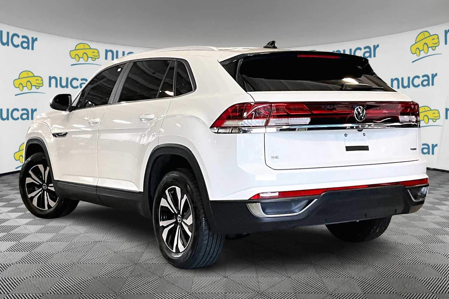 2024 Volkswagen Atlas Cross Sport 2.0T SE - Photo 4
