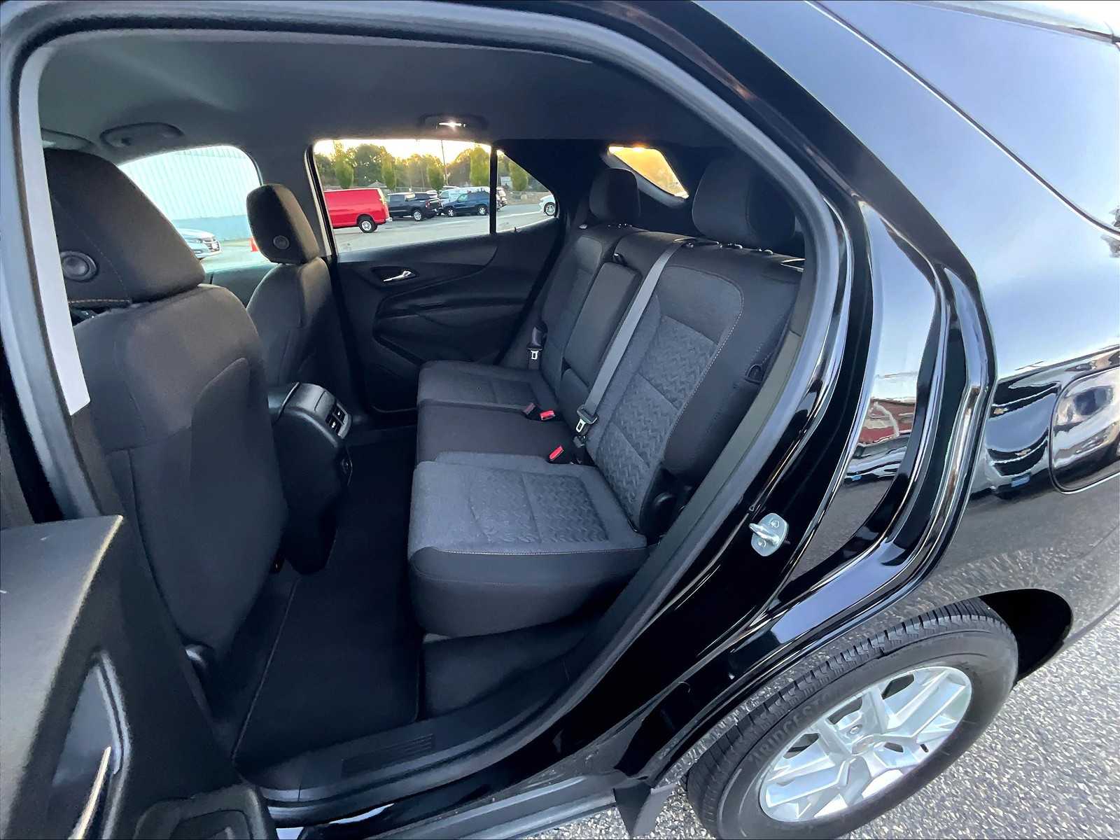 2022 Chevrolet Equinox LT - Photo 15