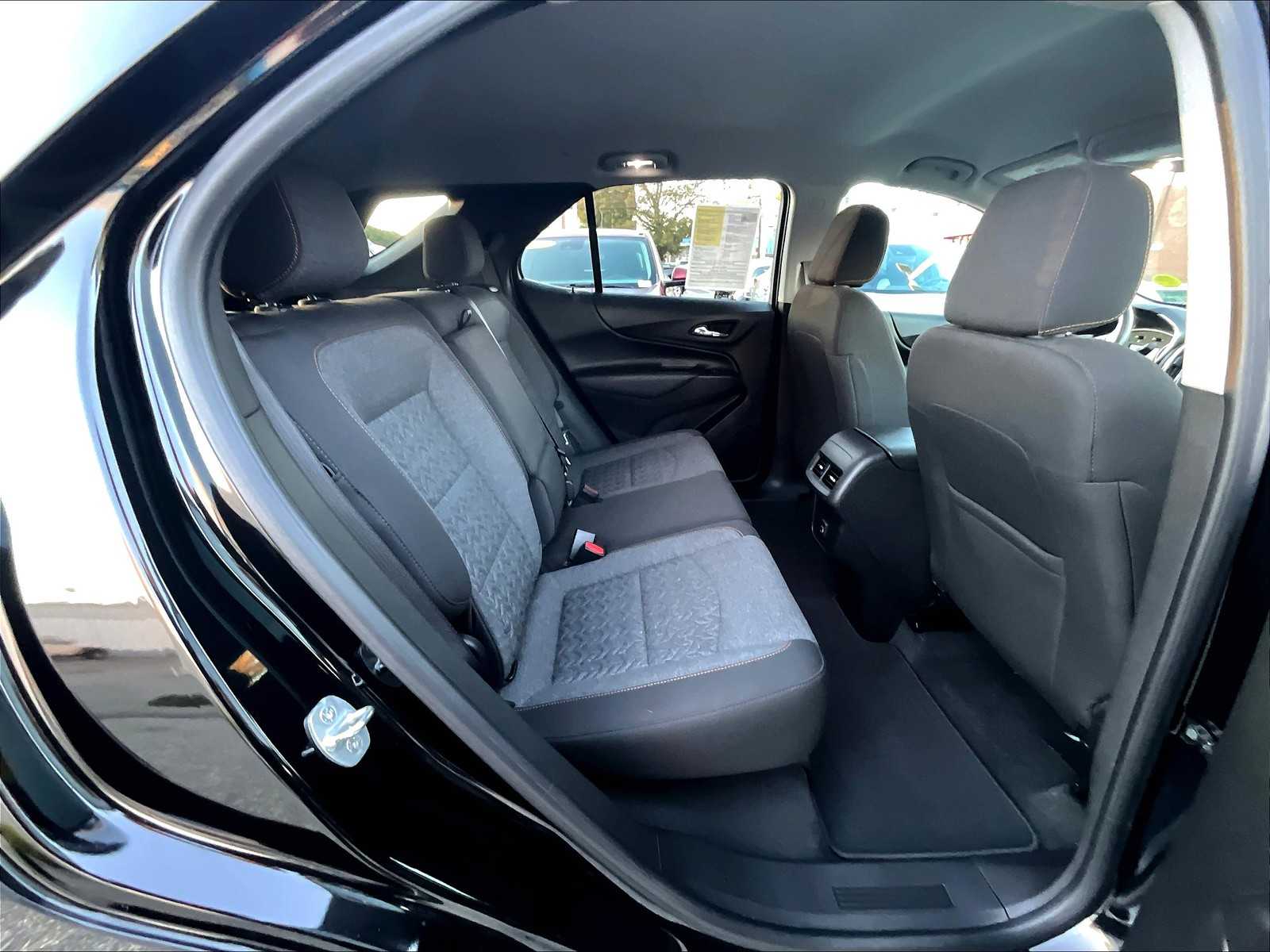 2022 Chevrolet Equinox LT - Photo 16