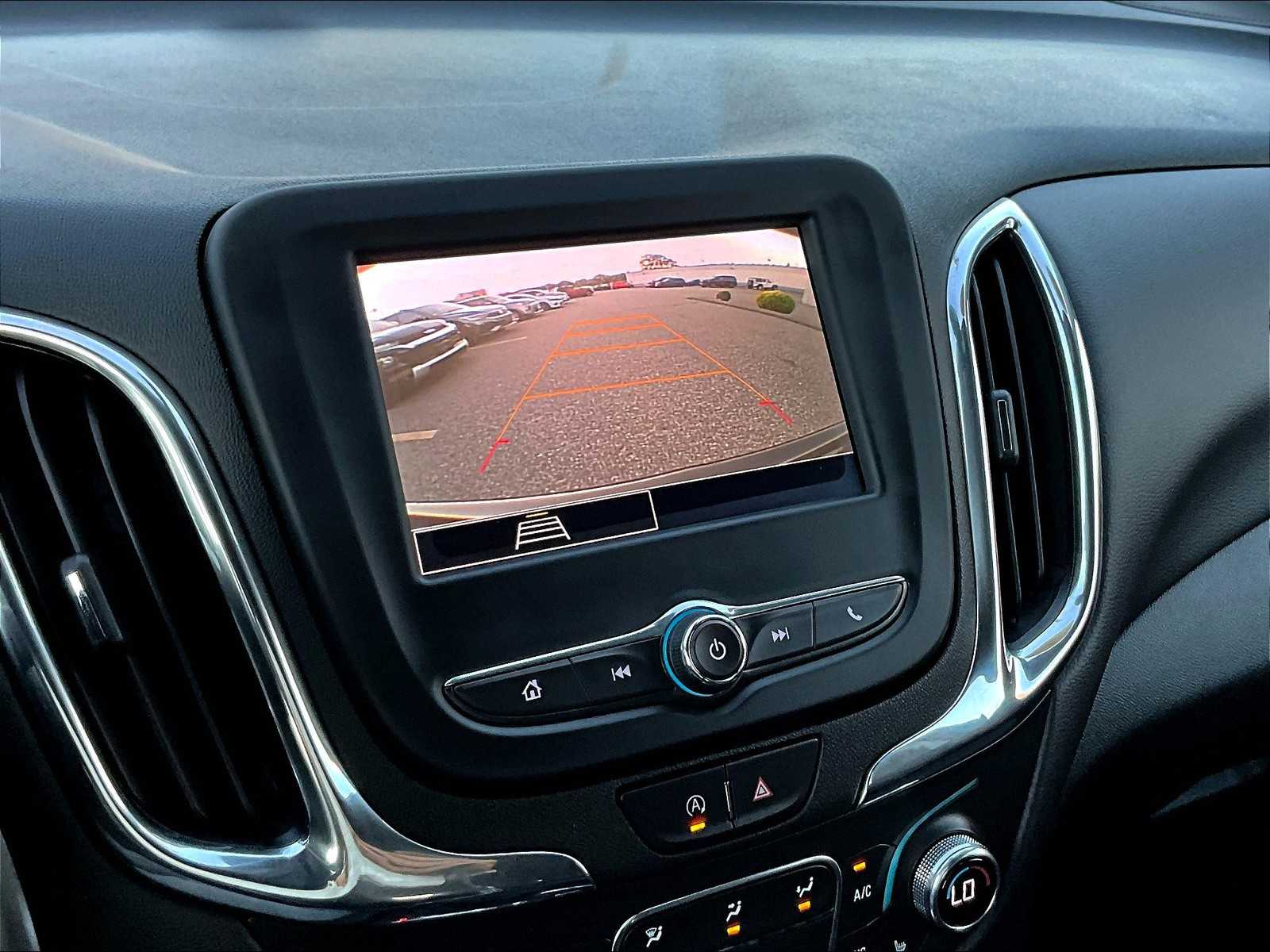 2022 Chevrolet Equinox LT - Photo 19