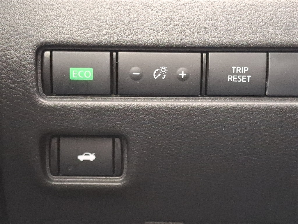 2025 Nissan Sentra SV - Photo 17