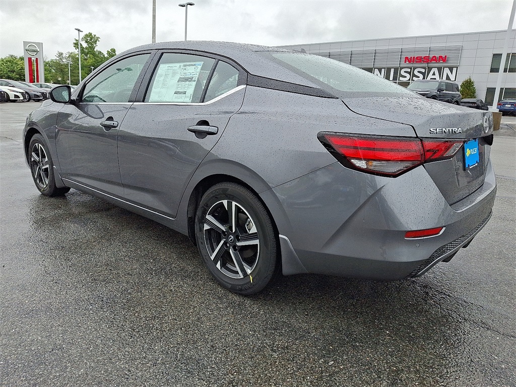 2025 Nissan Sentra SV - Photo 3
