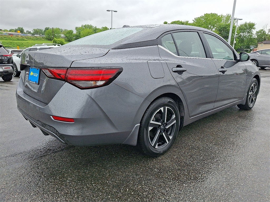 2025 Nissan Sentra SV - Photo 4